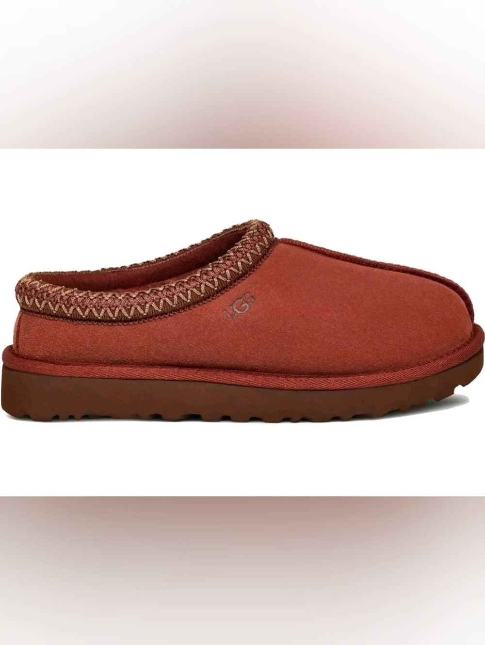 UGG Women’s Slip-On Slipper in Chestnut
